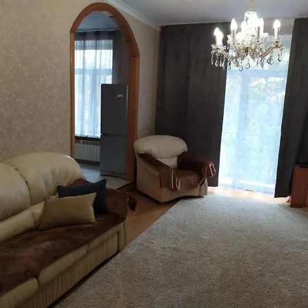 Апартаменты На По.Победы!!! Apartament *